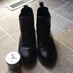Doc Marten Flora Chelsea boots